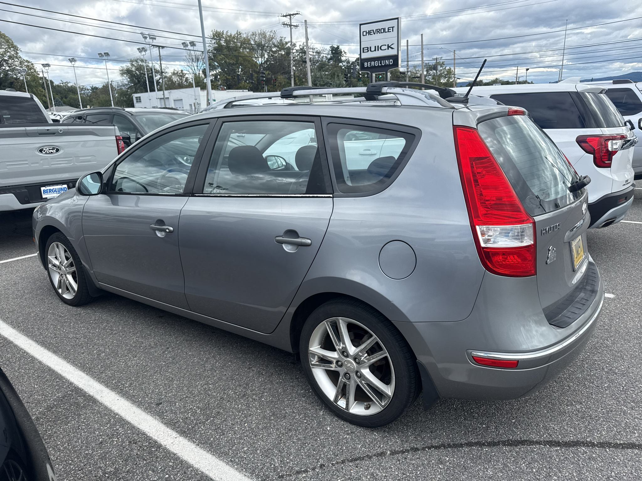 Used 2012 Hyundai Elantra Touring SE Hatchback
