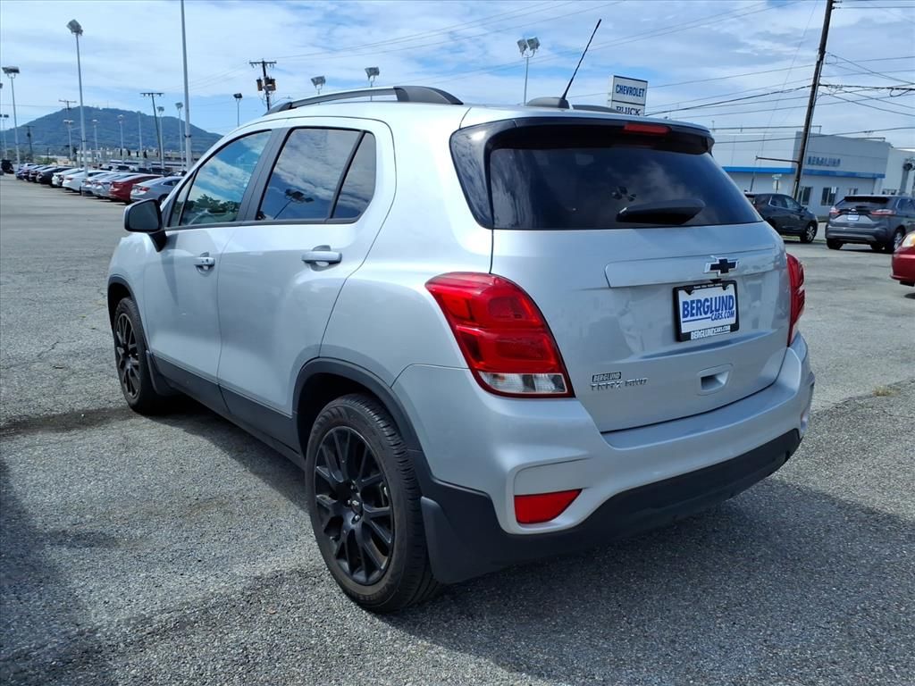 2022 Chevrolet Trax LT photo 4