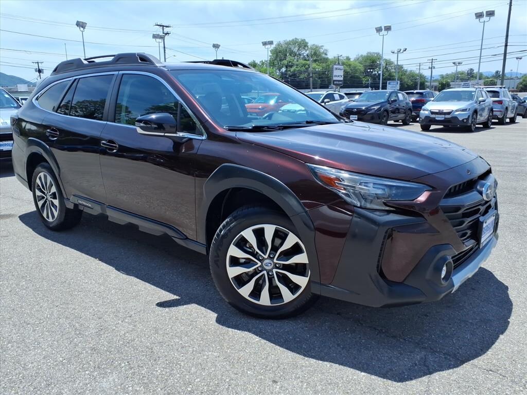 Used 2024 Subaru Outback Limited Sport Utility