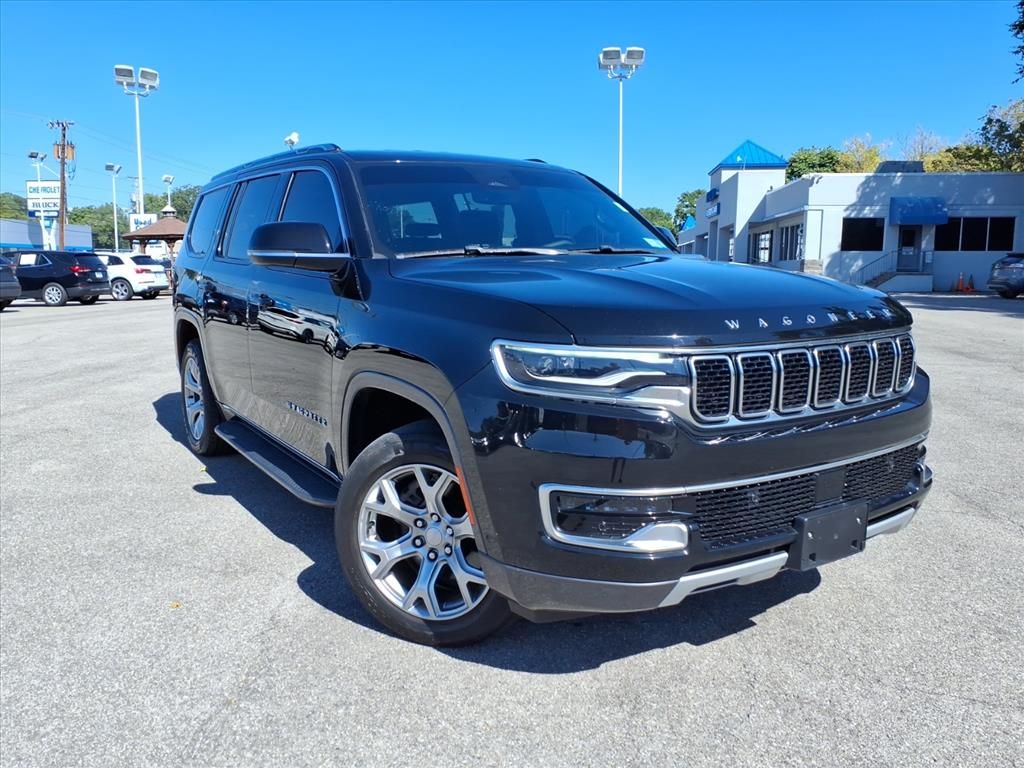 2022 Jeep Wagoneer Series II photo 2