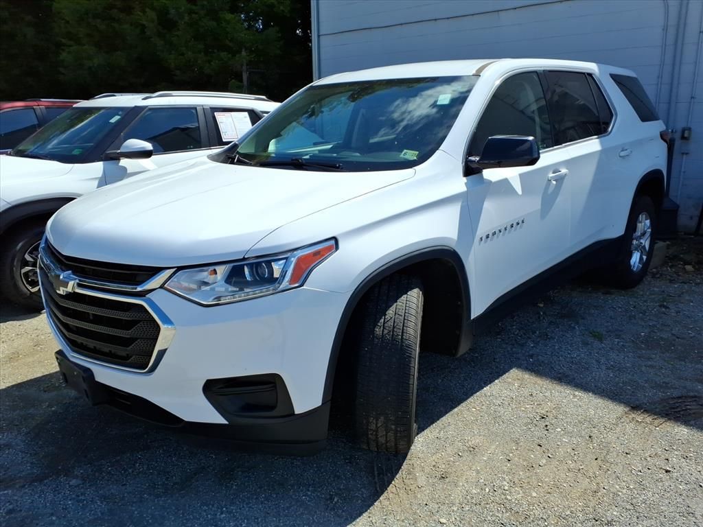 2020 Chevrolet Traverse LS photo 3