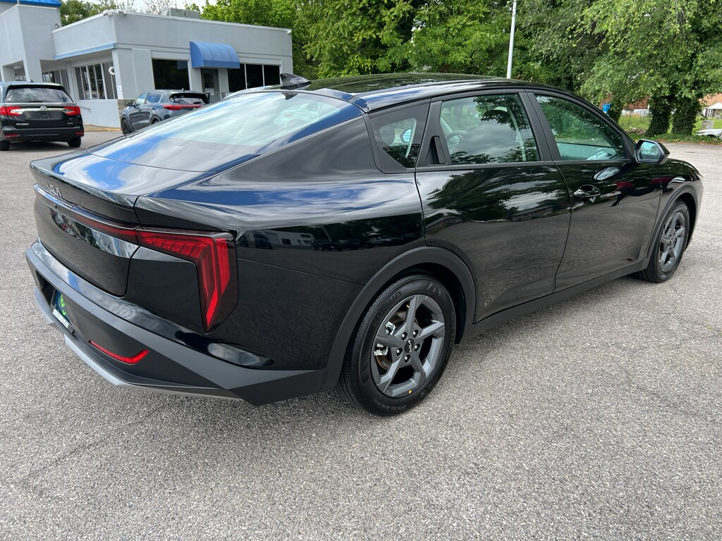 Used 2025 Kia K4 LXS Sedan