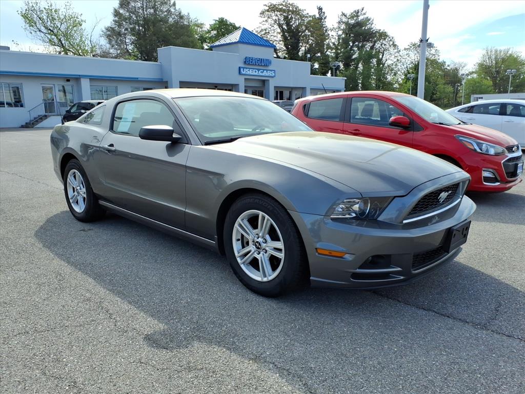 2013 Ford Mustang Coupe 