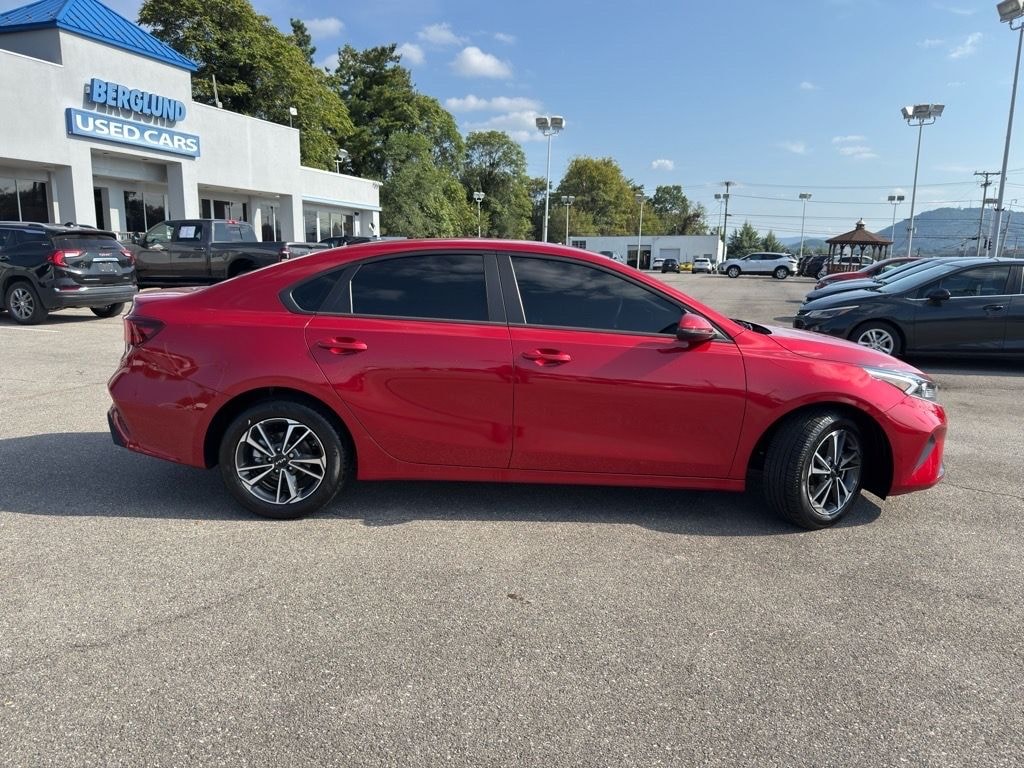 Used 2023 Kia Forte LXS Sedan
