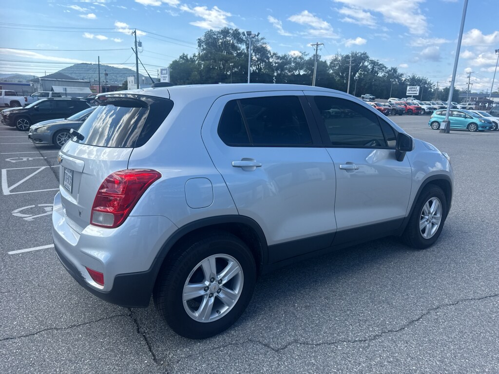 Used 2020 Chevrolet Trax LS Sport Utility