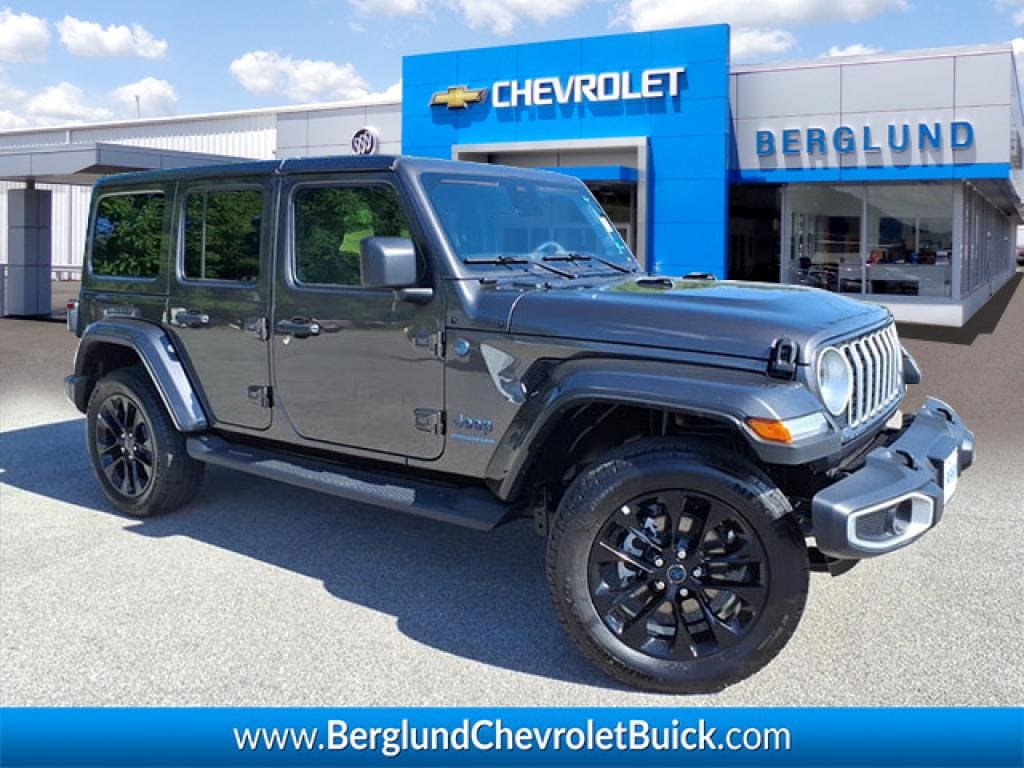 Used 2025 Jeep Wrangler 4xe Sahara Wagon; Open Body