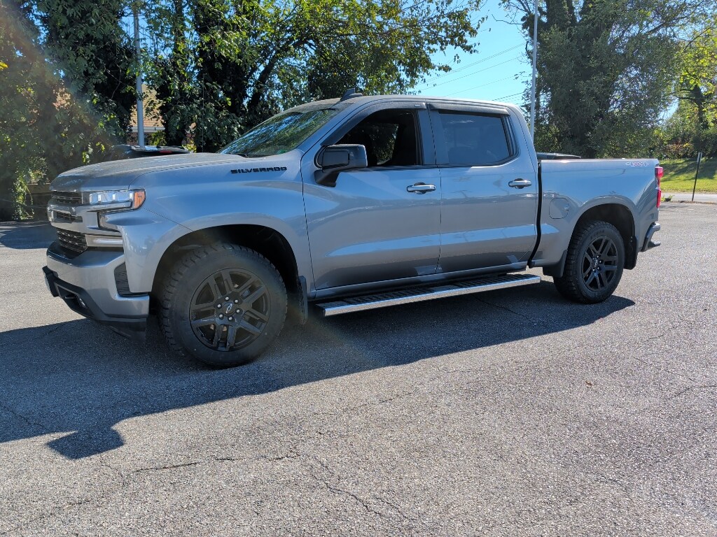 Used 2022 Chevrolet Silverado RST Crew Cab