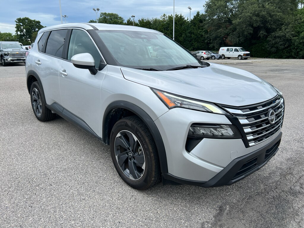 Used 2025 Nissan Rogue SV Sport Utility