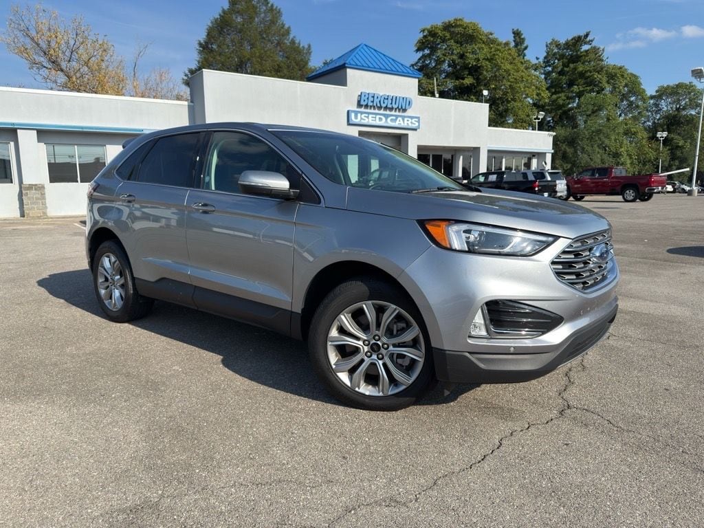 Used 2024 Ford Edge Titanium Wagon