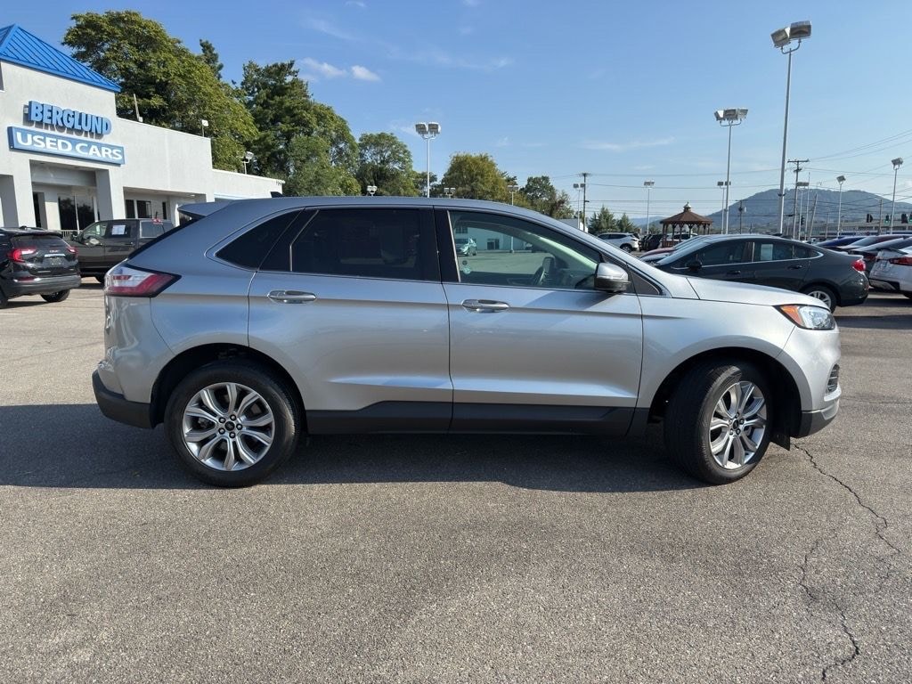 Used 2024 Ford Edge Titanium Wagon