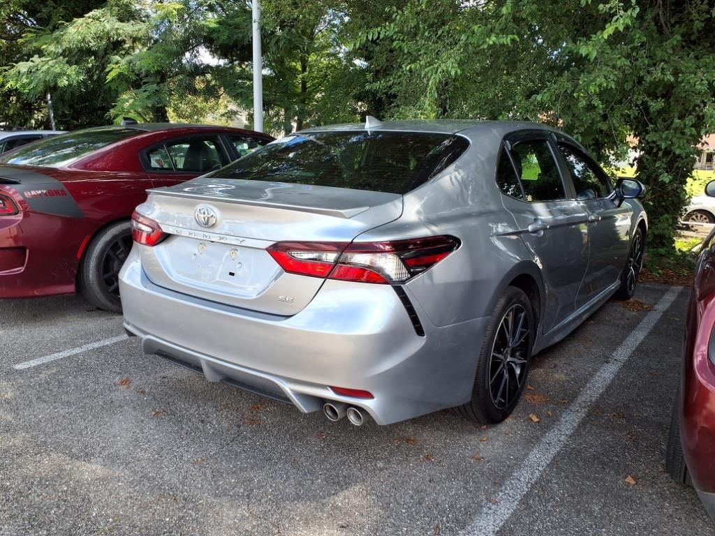 2024 Toyota Camry SE photo 3