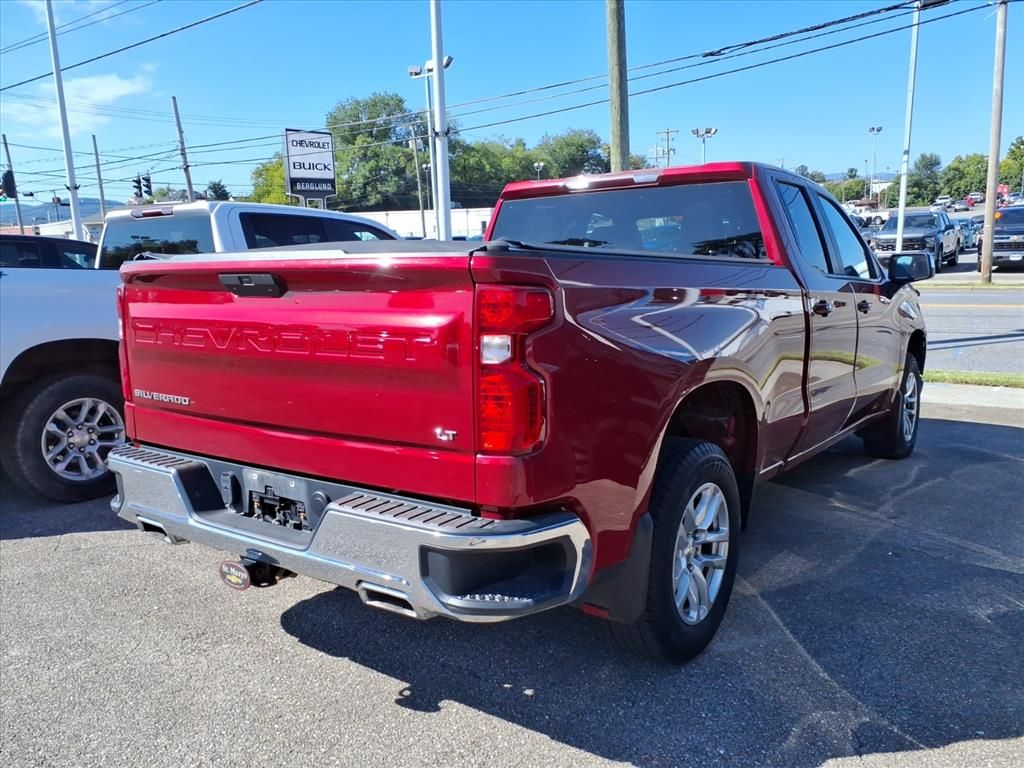 2019 Chevrolet Silverado 1500 LT photo 3