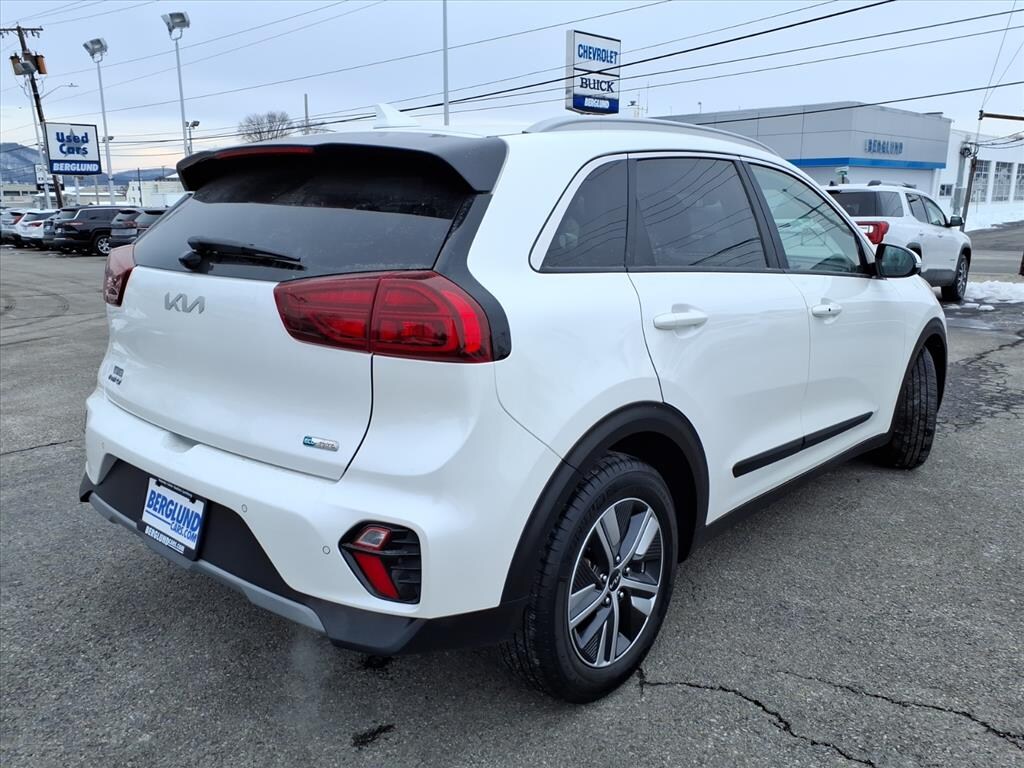 Used 2022 Kia Niro EX Premium Sport Utility