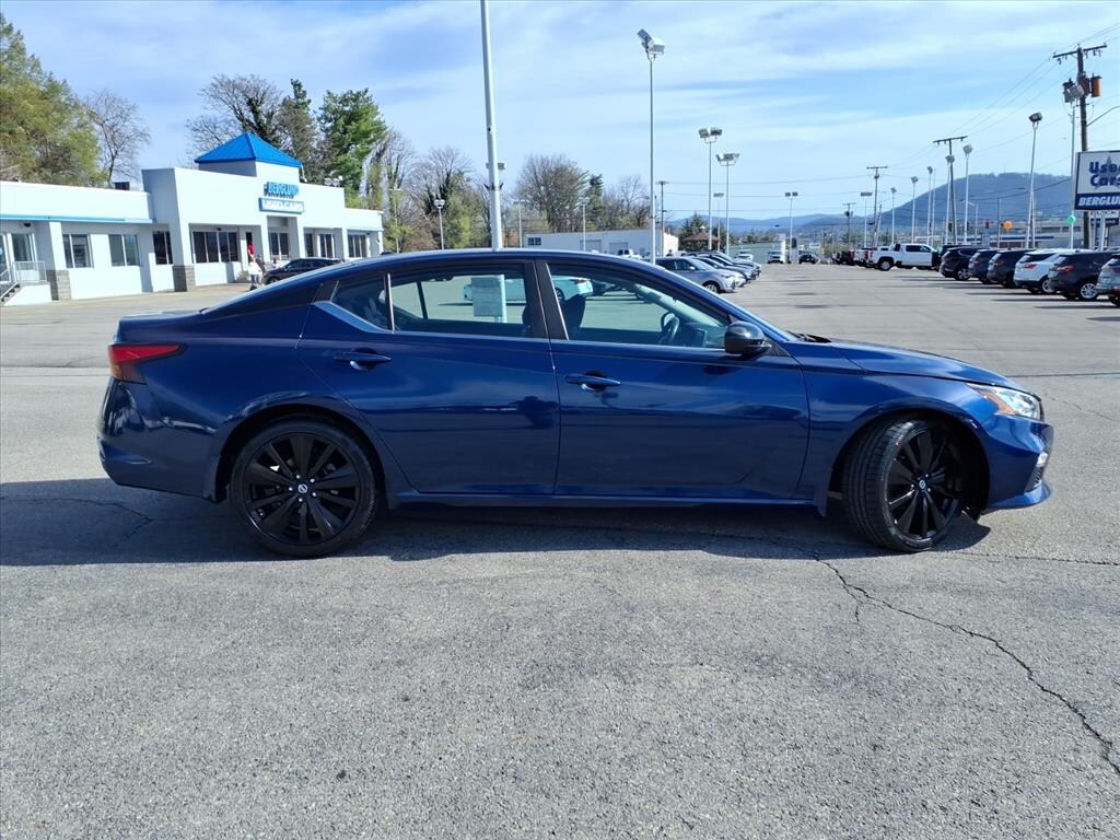 Used 2021 Nissan Altima 2.5 SR Sedan