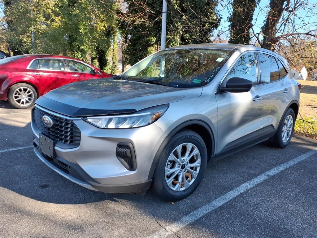 2023 Ford Escape Active photo 3
