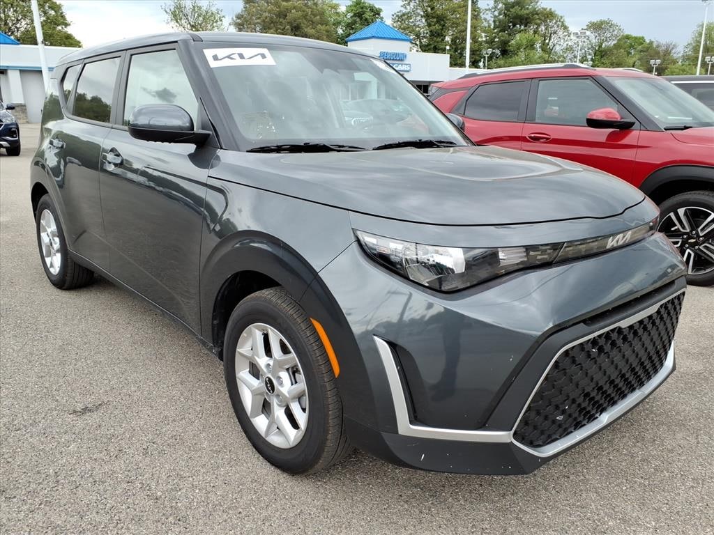 Used 2025 Kia Soul Wagon