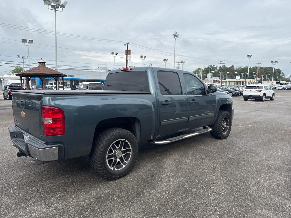 2012 Chevrolet Silverado 1500 LT photo 3
