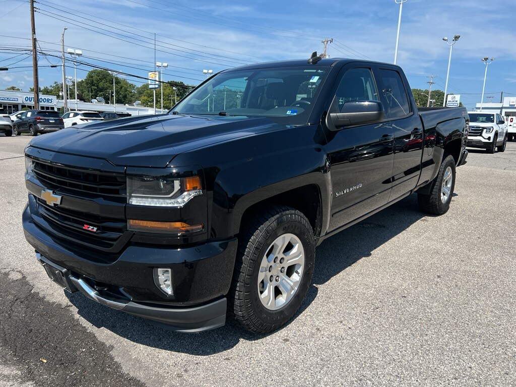 Used 2018 Chevrolet Silverado LT Double Cab