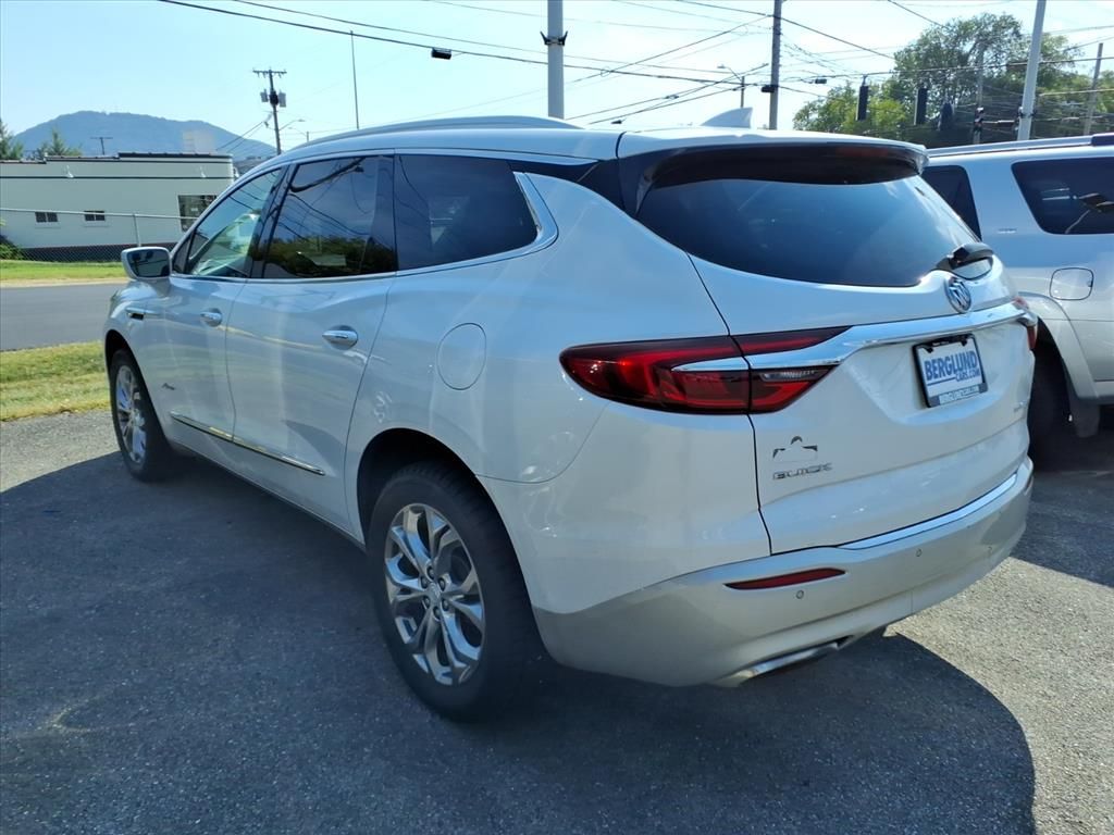 2018 Buick Enclave Avenir photo 3