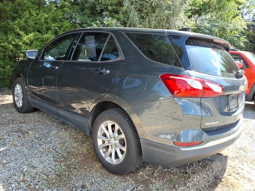 2018 Chevrolet Equinox LS photo 3