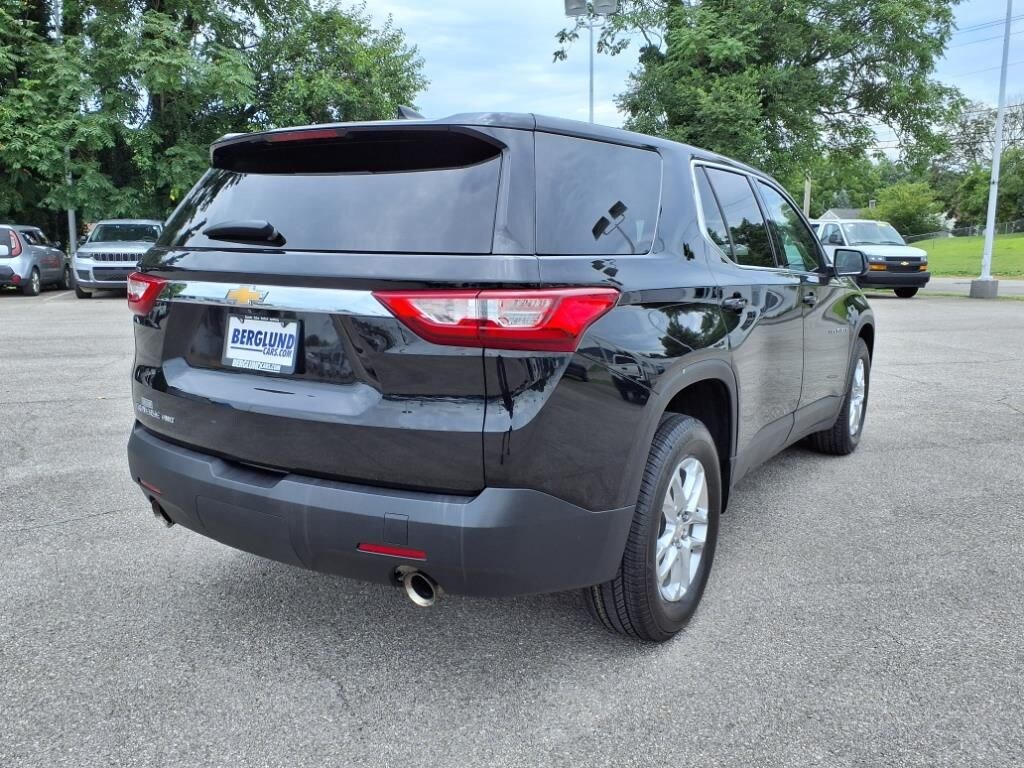 Used 2021 Chevrolet Traverse LS SUV