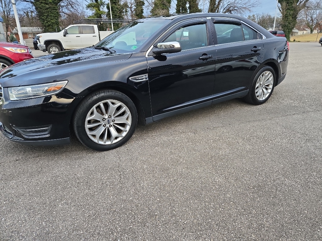 Used 2016 Ford Taurus Limited Sedan