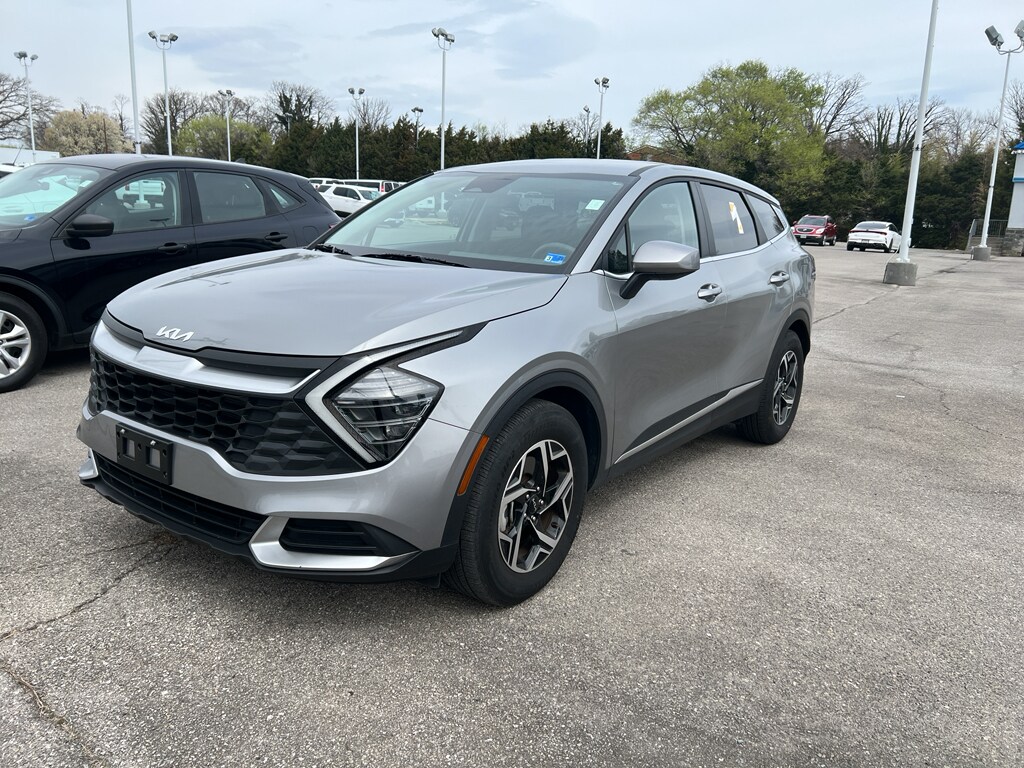 Used 2025 Kia Sportage LX Sport Utility