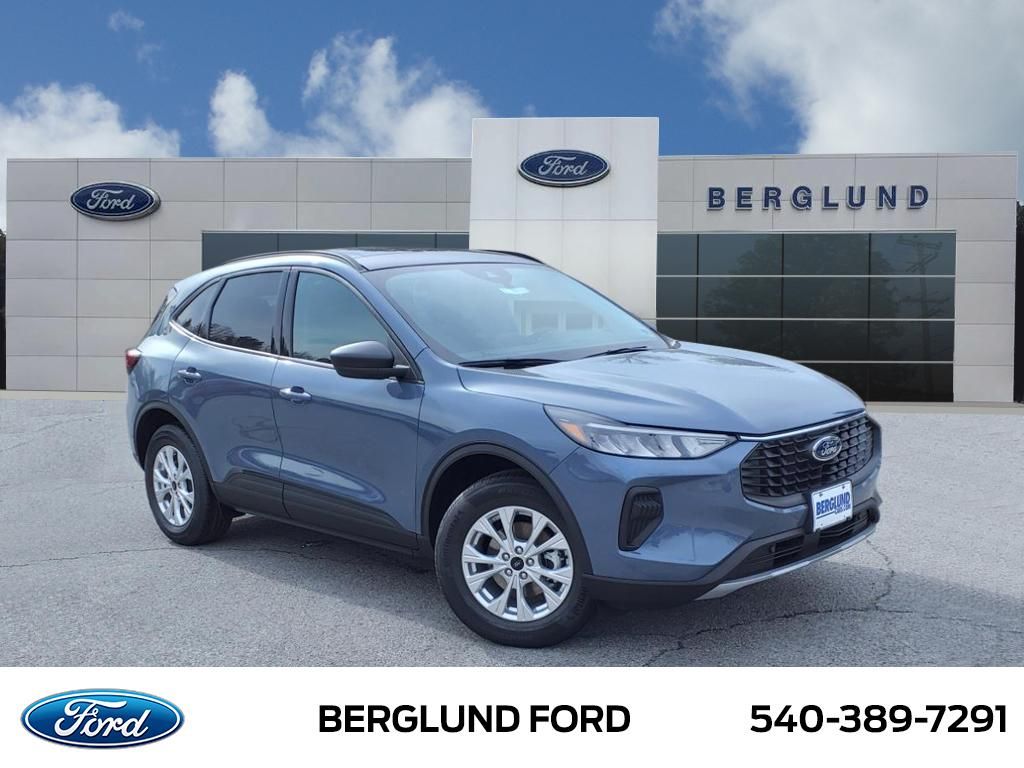 2025 Ford Escape Active's photo