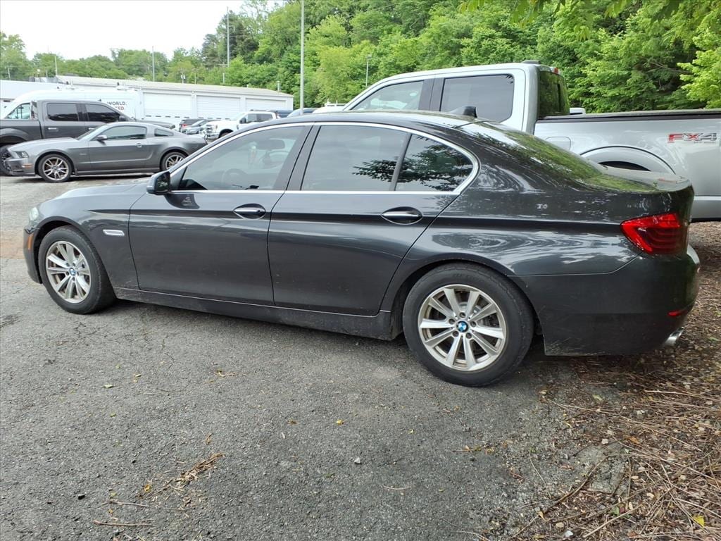 Used 2016 BMW 5 Series 528i xDrive Sedan