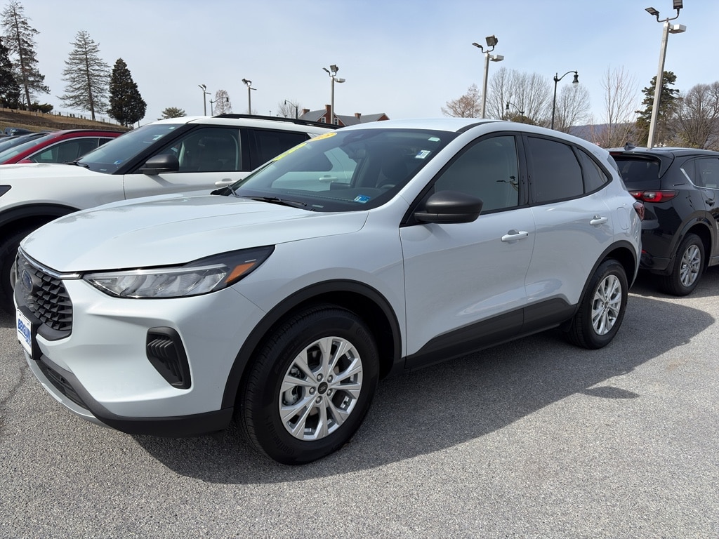 Used 2025 Ford Escape Active SUV