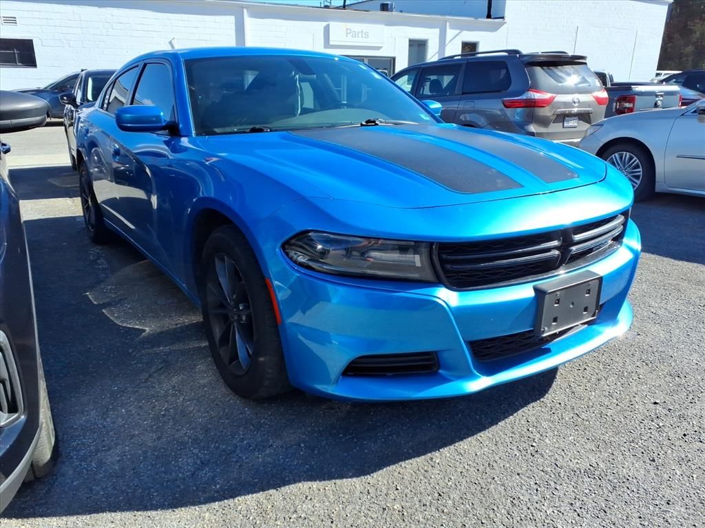 2018 Dodge Charger SXT's photo