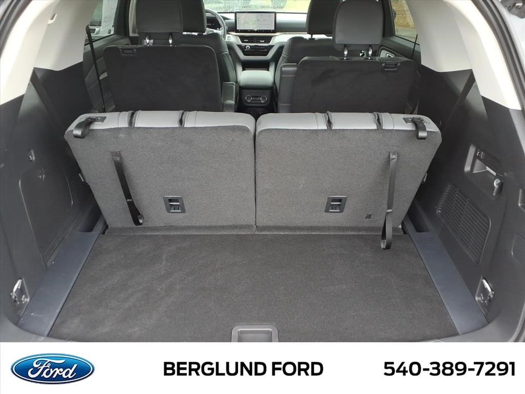 2026 Ford Explorer Active - Photo 16