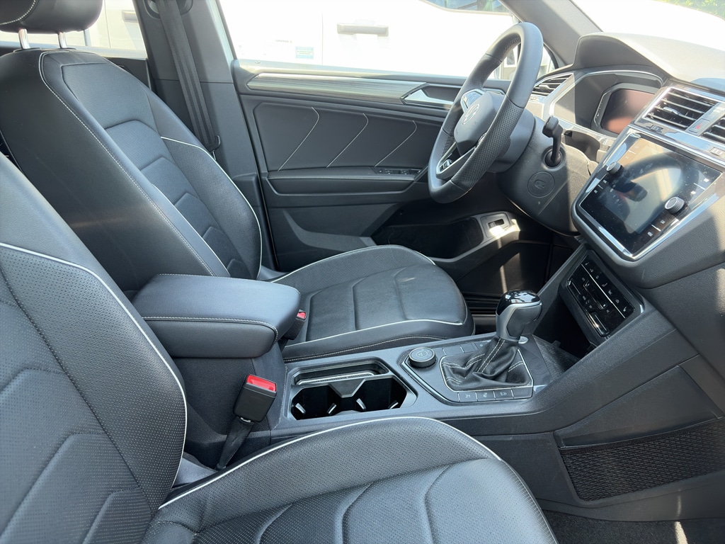 Used 2022 Volkswagen Tiguan SEL R-Line Sport Utility