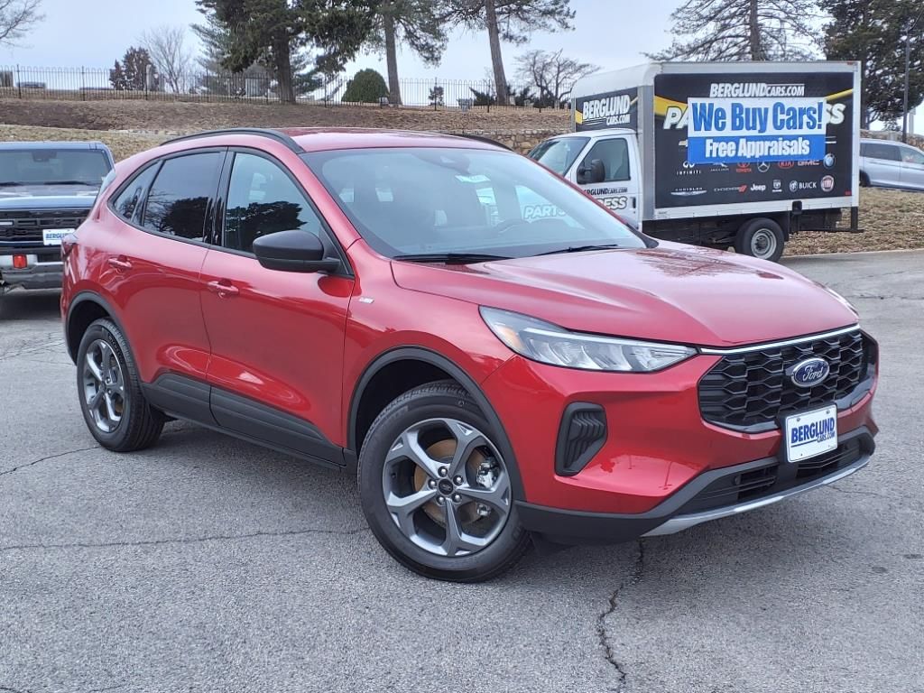 2025 Ford Escape ST-Line photo 2