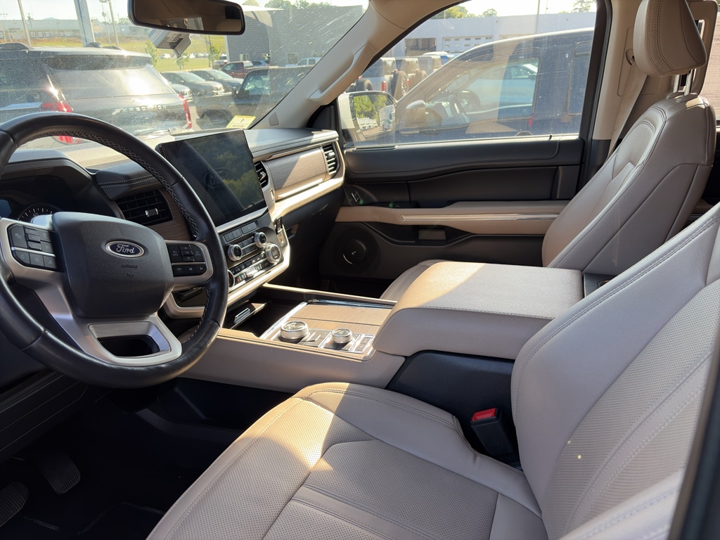 Used 2024 Ford Expedition MAX Limited Sport Utility