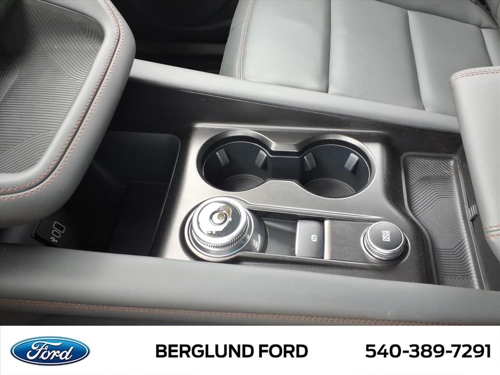 2026 Ford Explorer Active - Photo 32