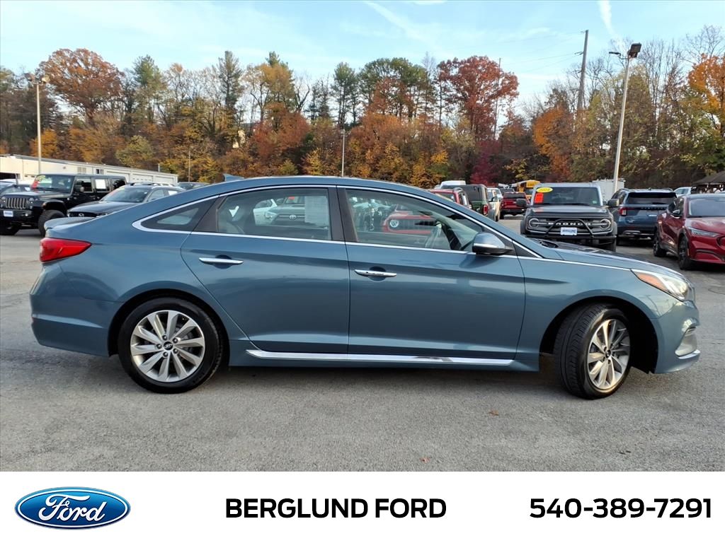 2017 Hyundai Sonata Sport photo 2