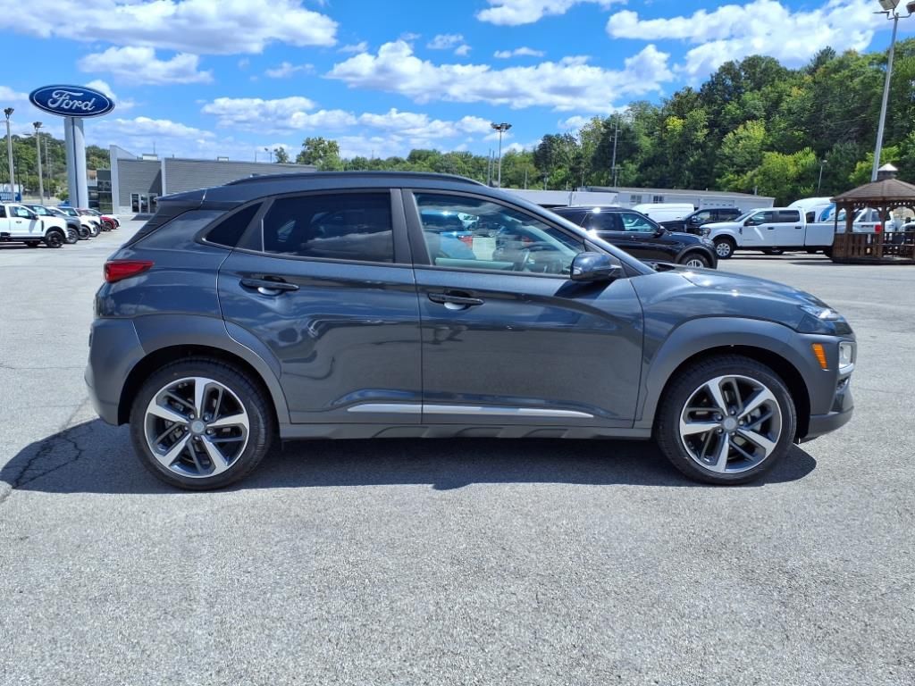 2021 Hyundai Kona Limited photo 2