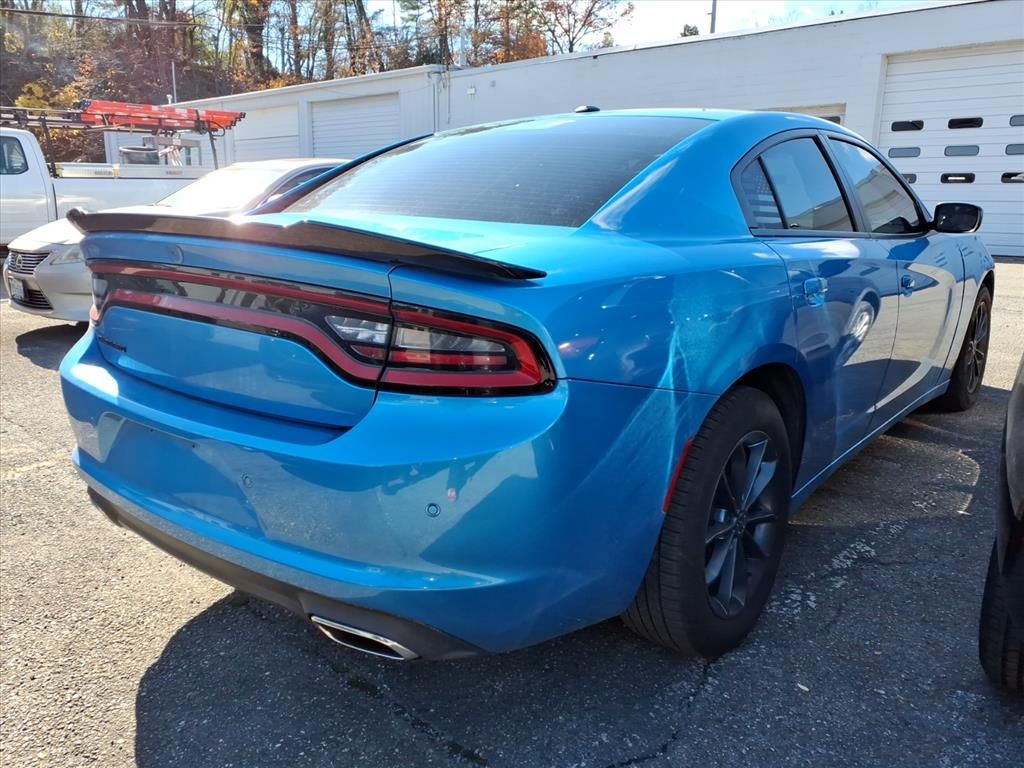 2018 Dodge Charger SXT photo 4