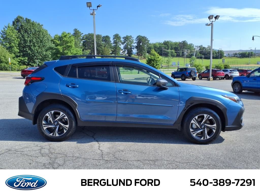 2024 Subaru Crosstrek Premium photo 2