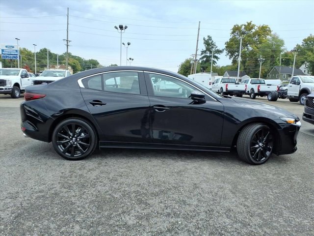 2025 Mazda Mazda3 2.5 Select Sport Sedan photo 3