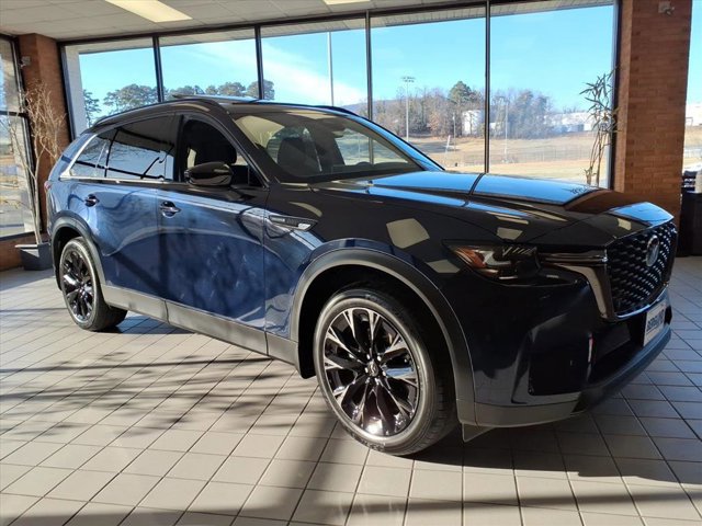 2026 Mazda CX-90 Premium Package - Photo 3