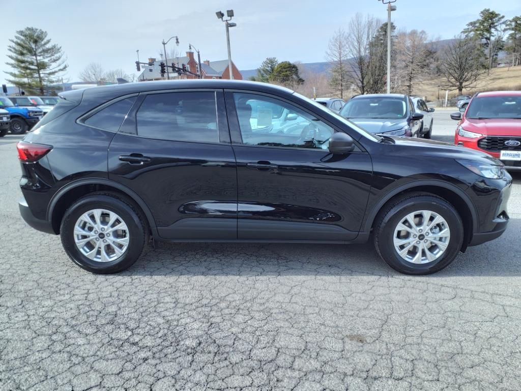 2025 Ford Escape Active photo 3