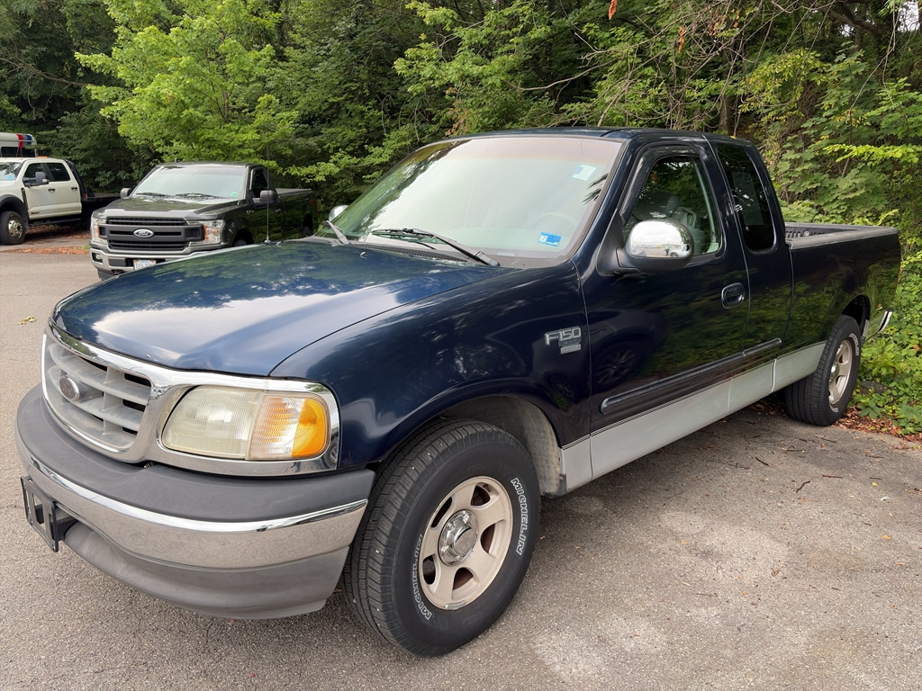 Used 2002 Ford F-150 XLT with VIN 1FTRX17W52NB46483 for sale in Salem, VA
