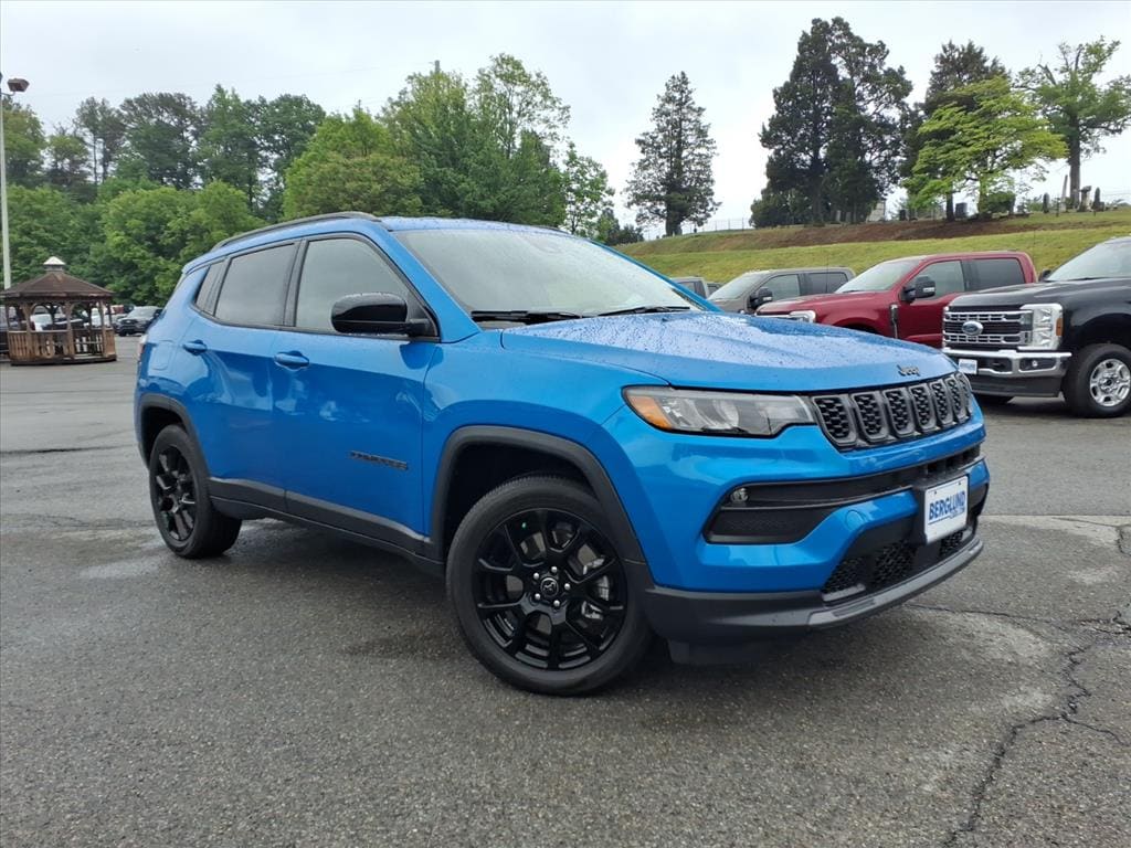 Used 2026 Jeep Compass Latitude Sport Utility