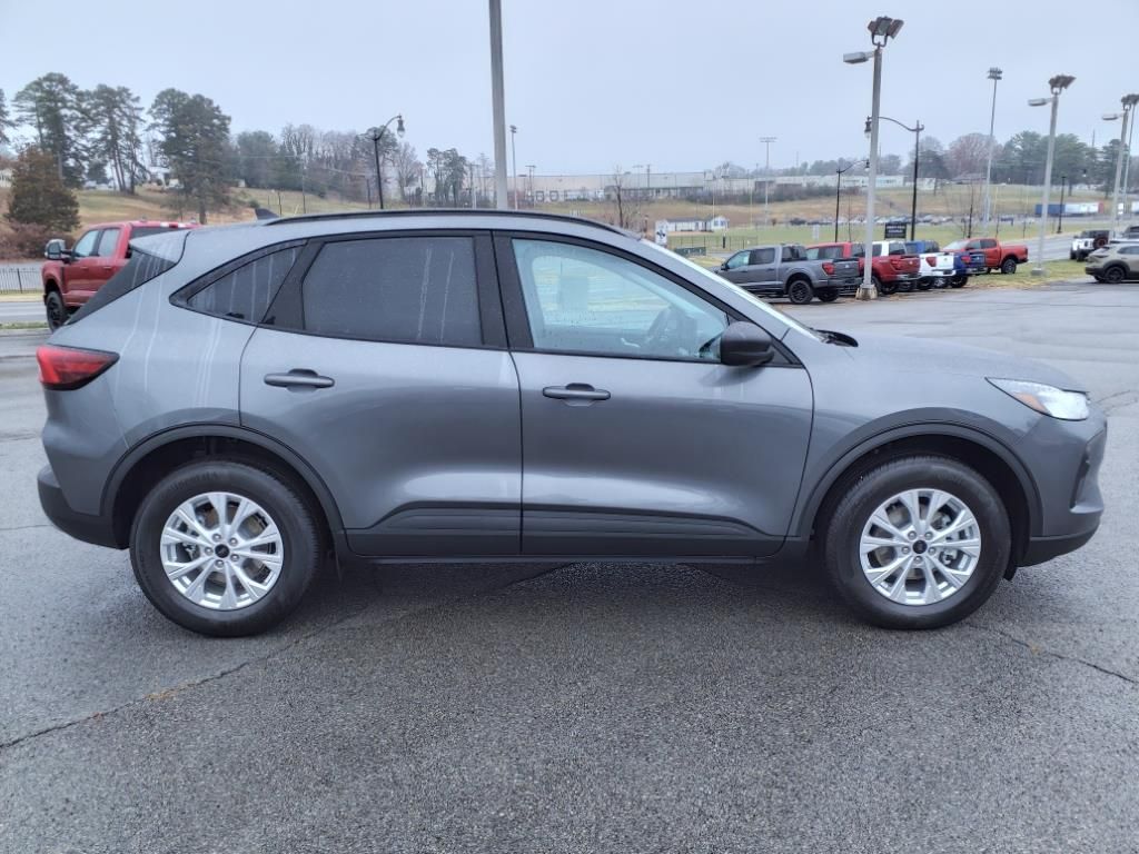 2025 Ford Escape Active photo 3