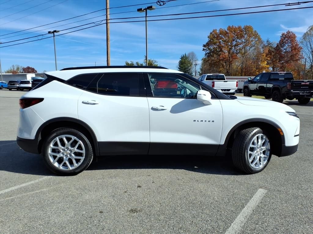 New 2025 Chevrolet Blazer 3LT SUV