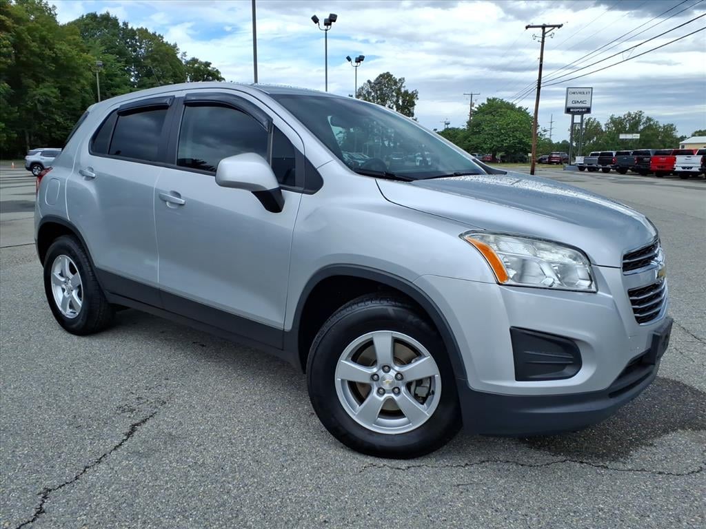 Used 2016 Chevrolet Trax LS SUV