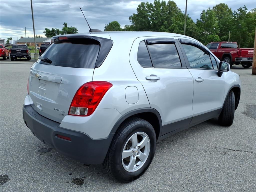 Used 2016 Chevrolet Trax LS SUV
