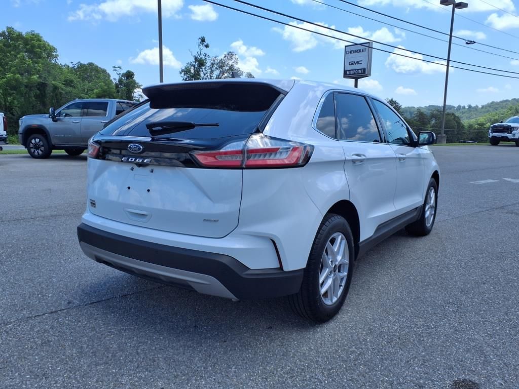2024 Ford Edge SEL photo 4